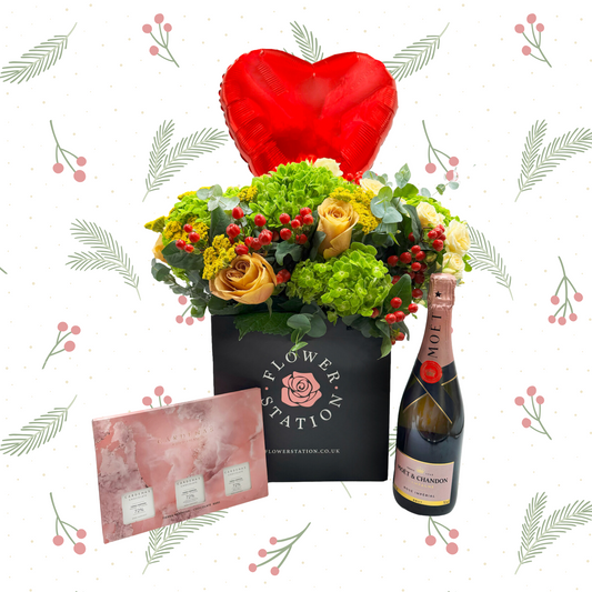 Love and Festive Cheers Gift Set