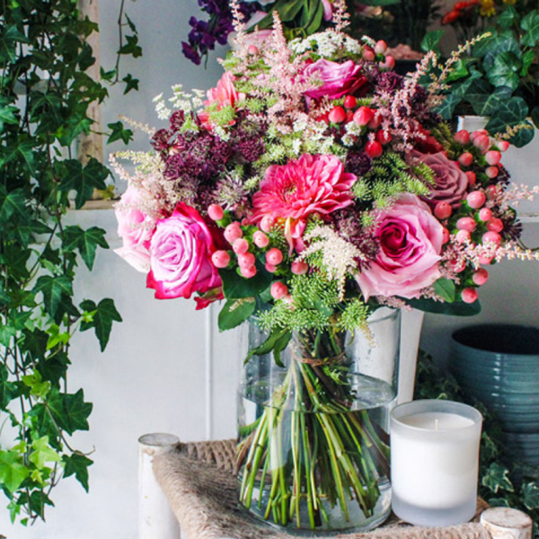 Seasonal Hand-Tied Bouquet & Table Arrangement